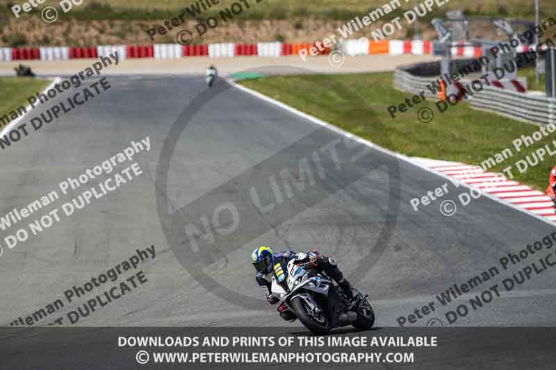 cadwell no limits trackday;cadwell park;cadwell park photographs;cadwell trackday photographs;enduro digital images;event digital images;eventdigitalimages;navarra;no limits trackdays;peter wileman photography;racing digital images;trackday digital images;trackday photos